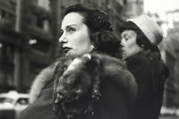 Vivian Maier, New York, December 2, 1954 Copyright