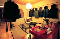 Happy Victims by Kyoichi Tsuzuki