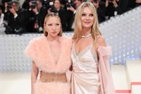 Lila Moss and Kate Moss in Fendi