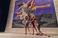 chanel_ft-htsi_le-train-bleu_vivek-vadoliya_300dpi