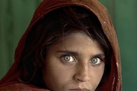 Steve McCurry, Afghan Girl at Nasir Bagh Refugee Camp, Pesha