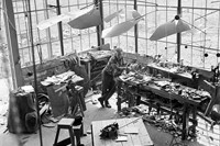 Alexander-Calder-in-his-Roxbury-studio,-1941