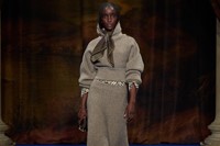 Burberry Winter 2025 Show - Look 4
