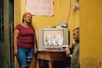 Tambi&#233;n Somos Mujeres by Constanze Han