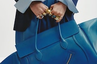 POST_3_IMAGE_2_VBR_250703_CELINE_00060_0040_R2