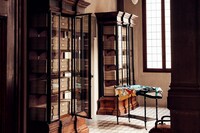 Gucci: The Art of Silk