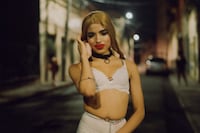 También Somos Mujeres by Constanze Han