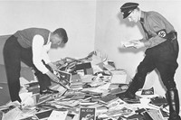 German students and Nazi SA plunder the library