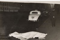 Weegee, Girl jumped out of car, and was killed, on Park Ave.