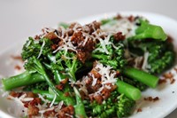 Broccolini, anchovy and breadcrumbs
