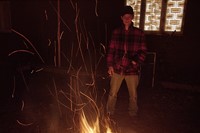 Yank watching the fire, 1997