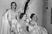 Grace Bros mannequin parade, Sydney, November 1936 Photograp