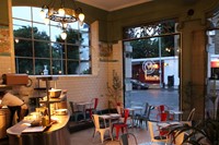 Bibendum courtyard caf&#233;