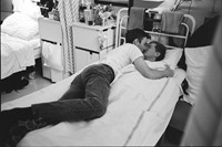 Gideon Mendel’s Heart-Rending Portraits From the UK’s First Aids Ward ...