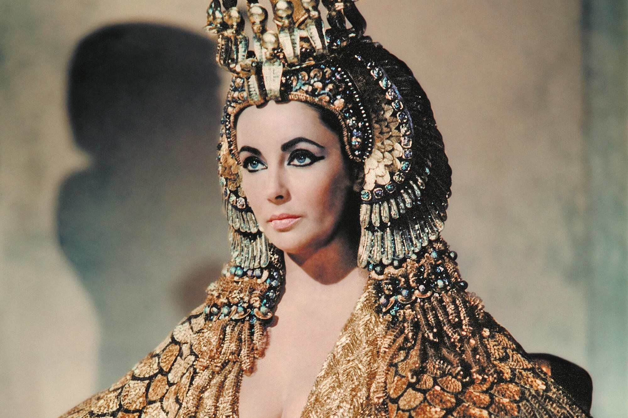 Elizabeth Taylor in Cleopatra, 1963