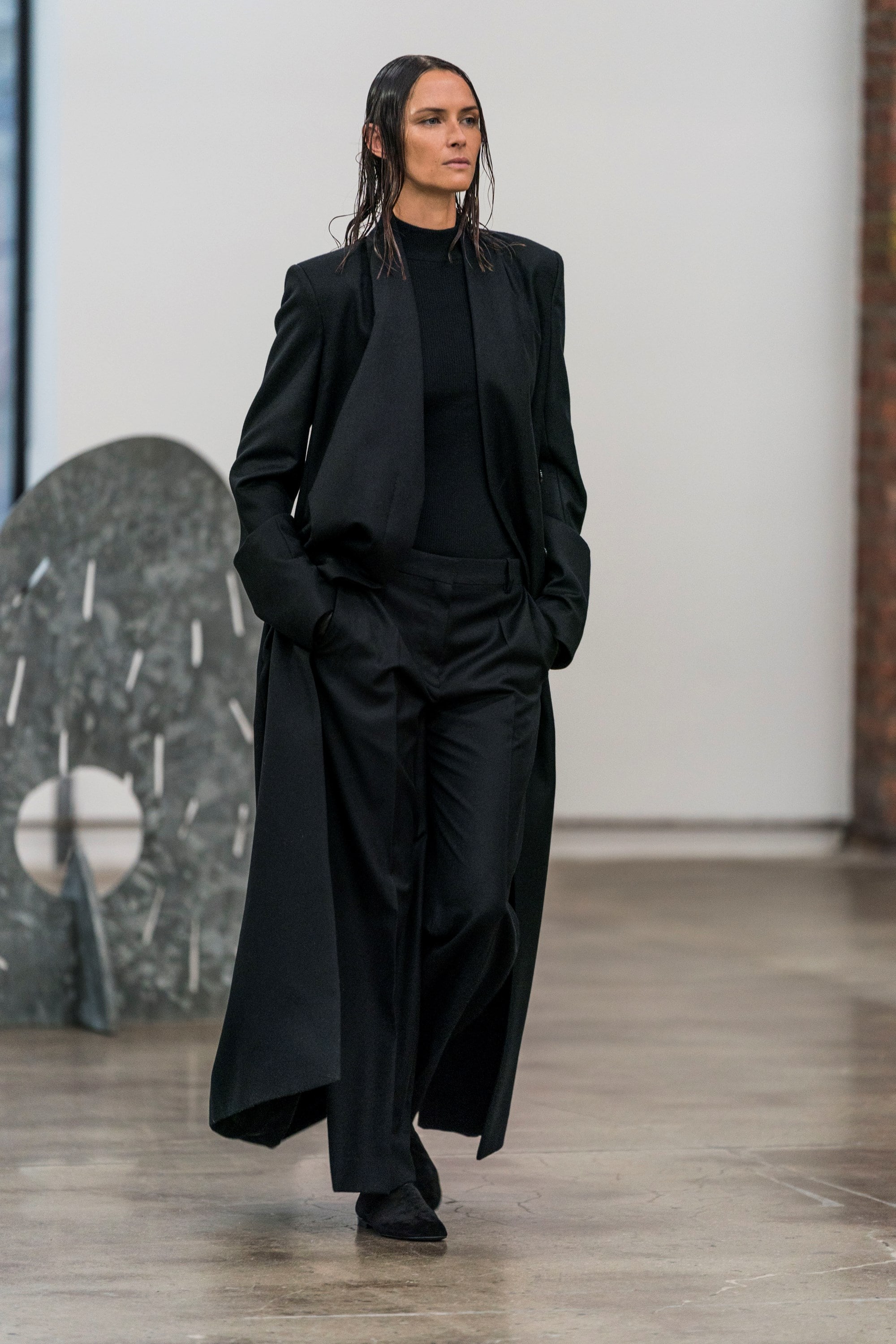 Look 30