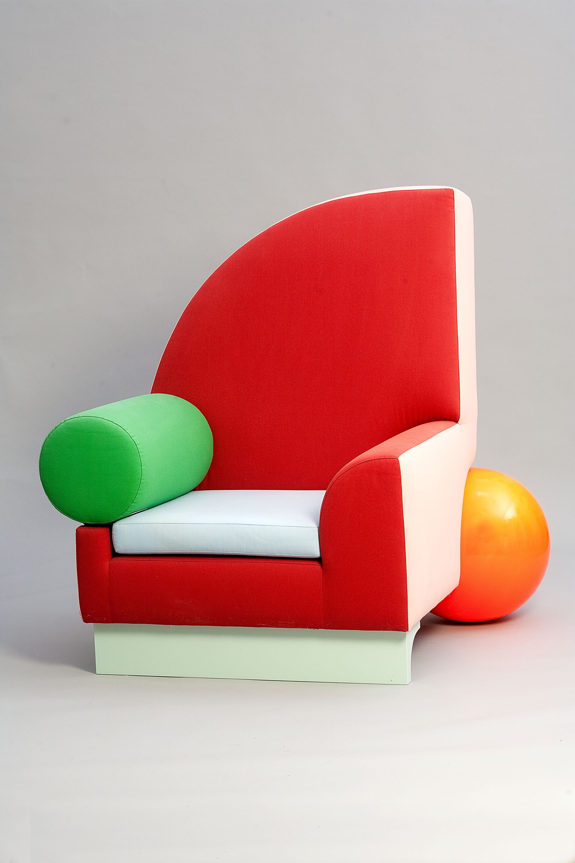 1981_Seating_Bel_Air_001_Original_Actual_300ppi