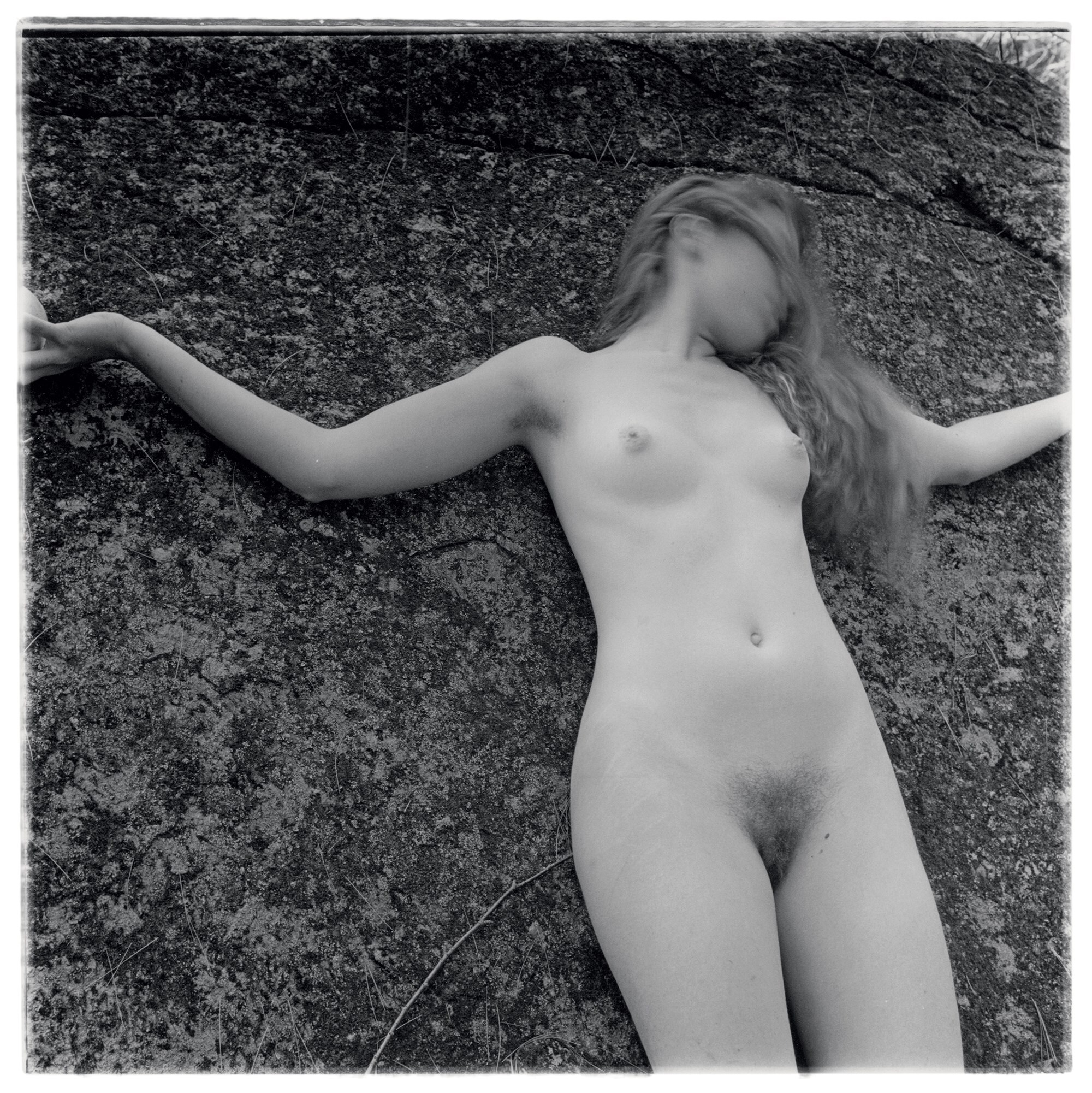 4_Francesca-Woodman_Untitled_MacDowell-Cologny_Pet