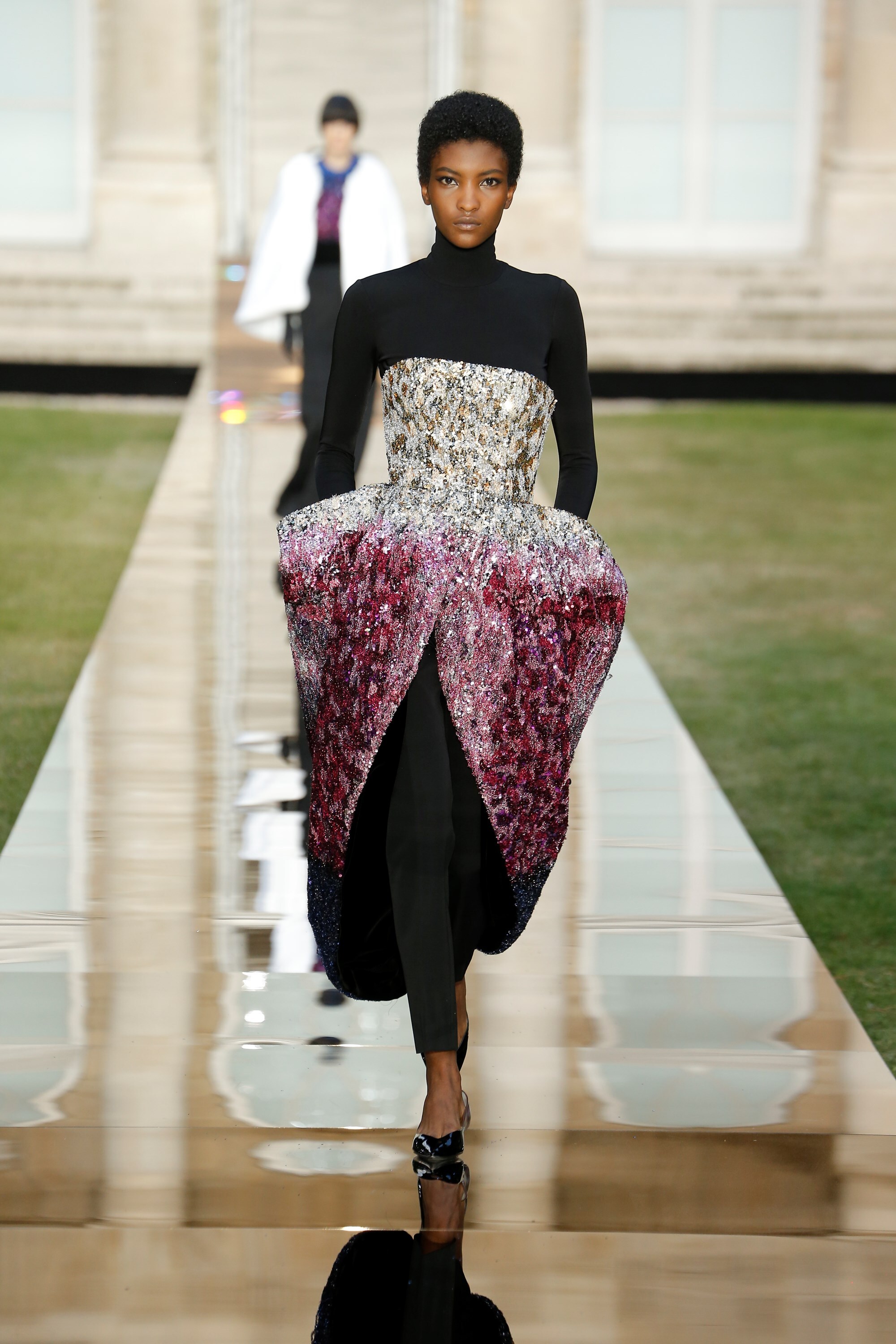 LOOK 9
