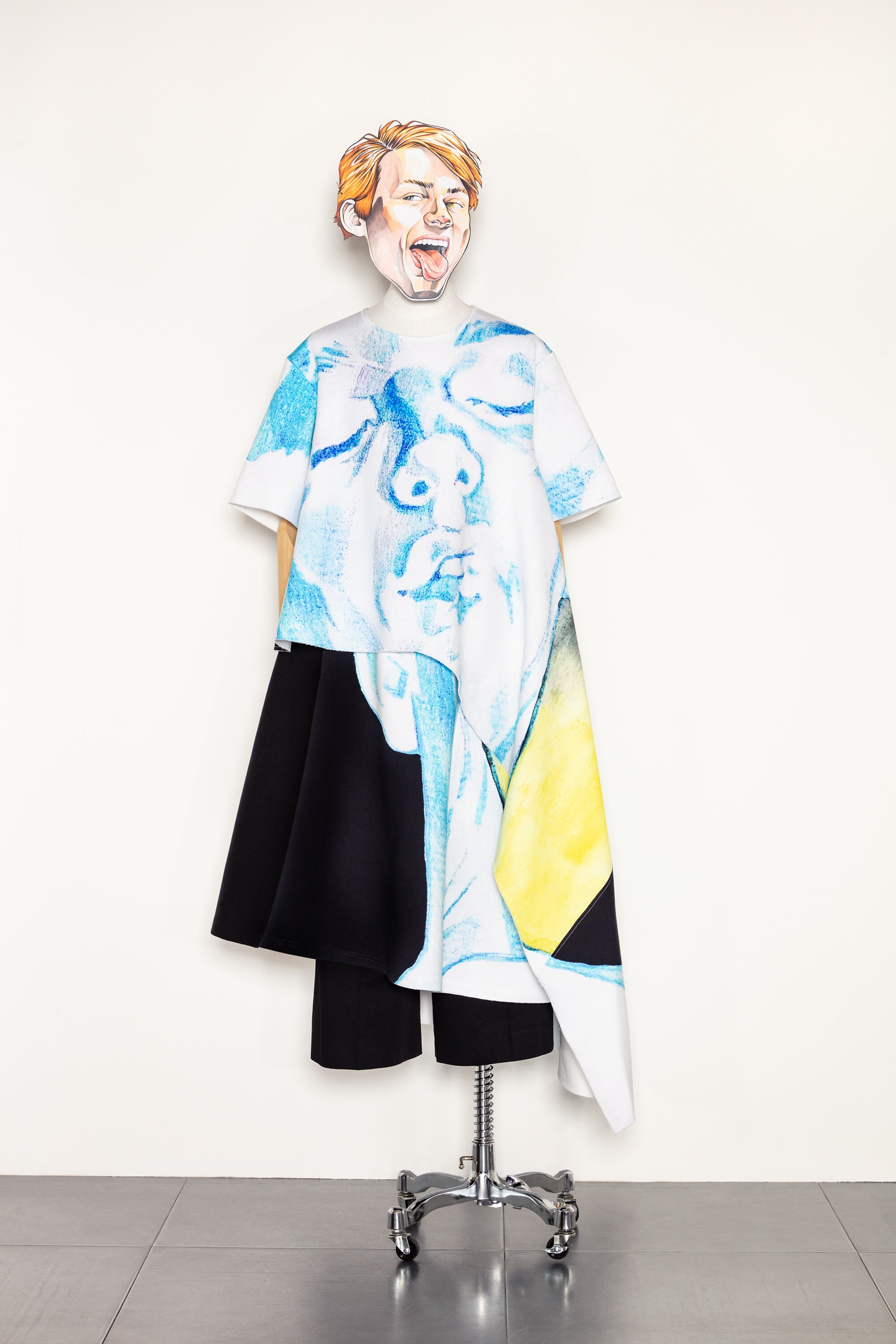 JW Anderson SS21 Menswear Look 16