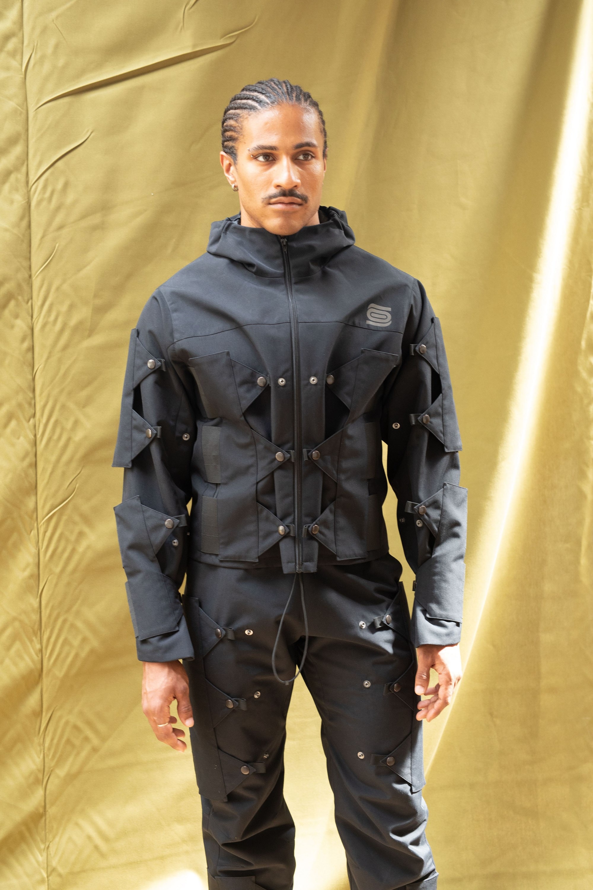 Olly Shinder, the Designer Queering the Uniforms of Utility Olly Shinder, the Designer Queering the Uniforms of Utility