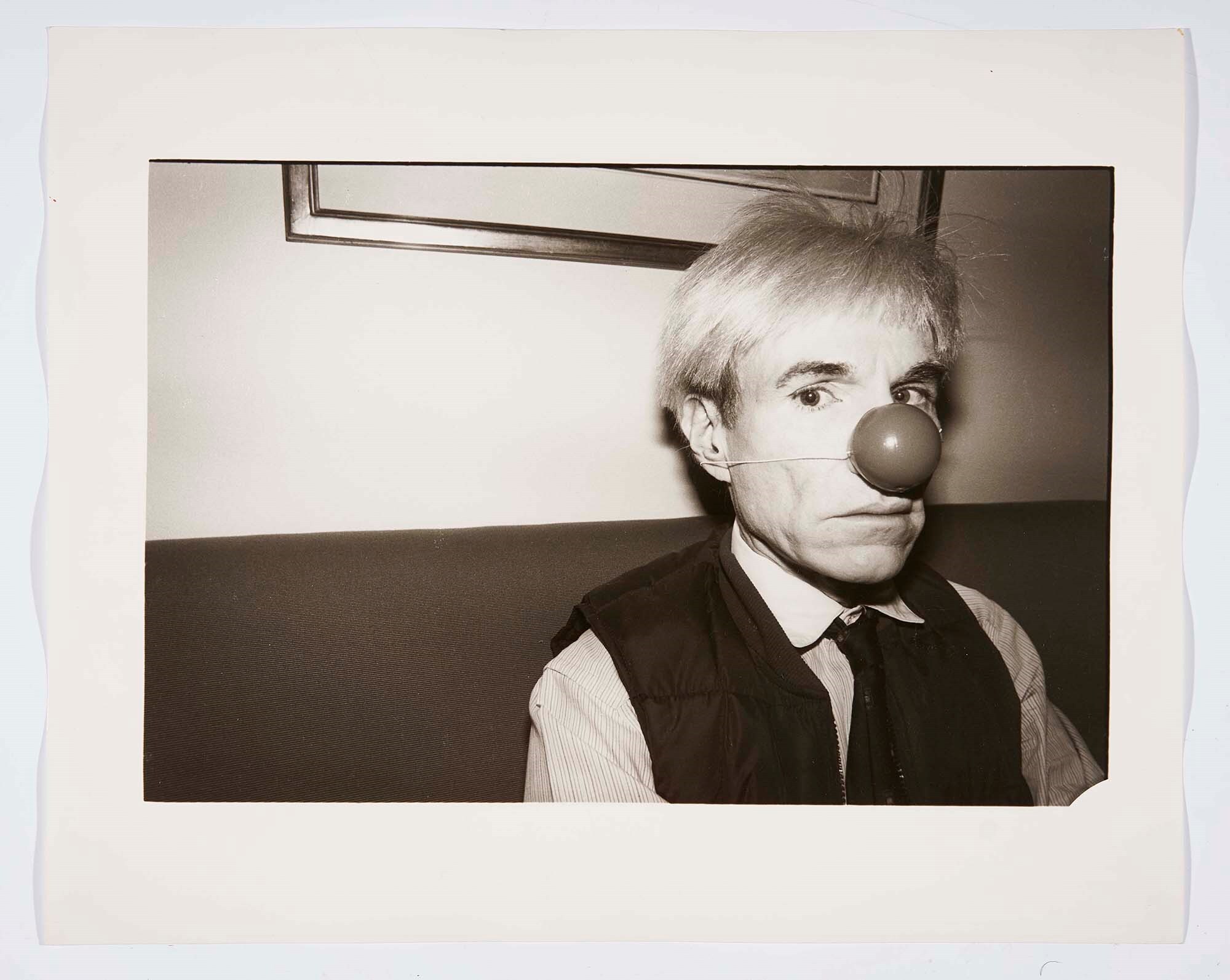 ANDY IN ZURICH, 1982_&#169; Christopher Makos, courtesy