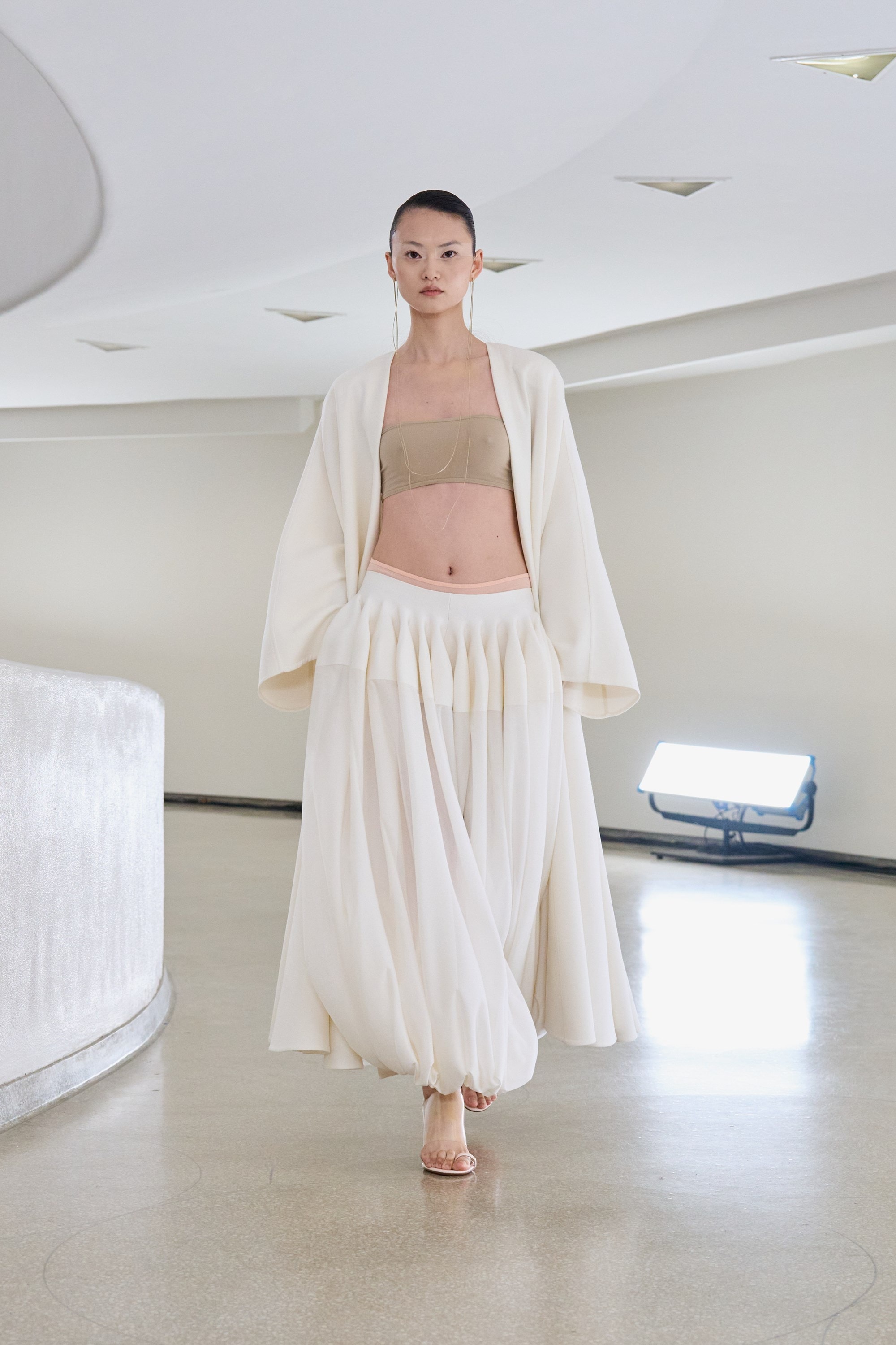 Ala&#239;a Winter/Spring 2025 WS25 NYFW Guggenheim Pieter Mulier