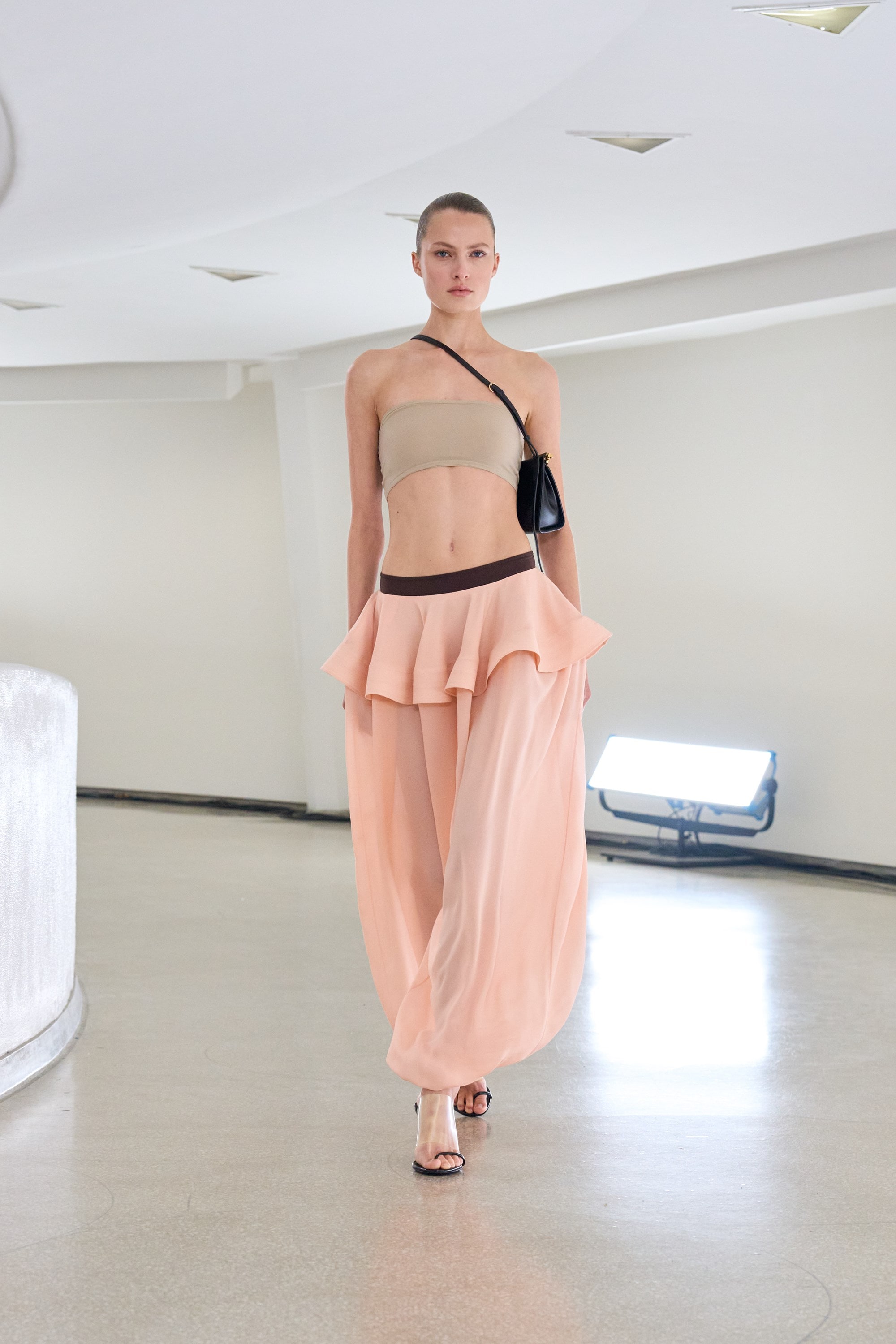 Ala&#239;a Winter/Spring 2025 WS25 NYFW Guggenheim Pieter Mulier