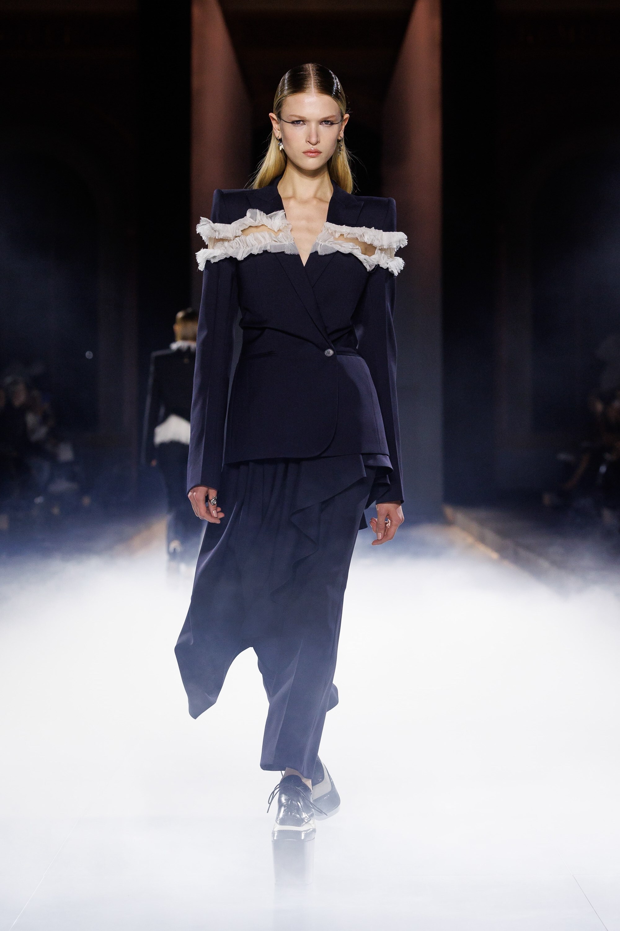 McQueen Spring/Summer 2025 SS25 Se&#225;n McGirr show collection