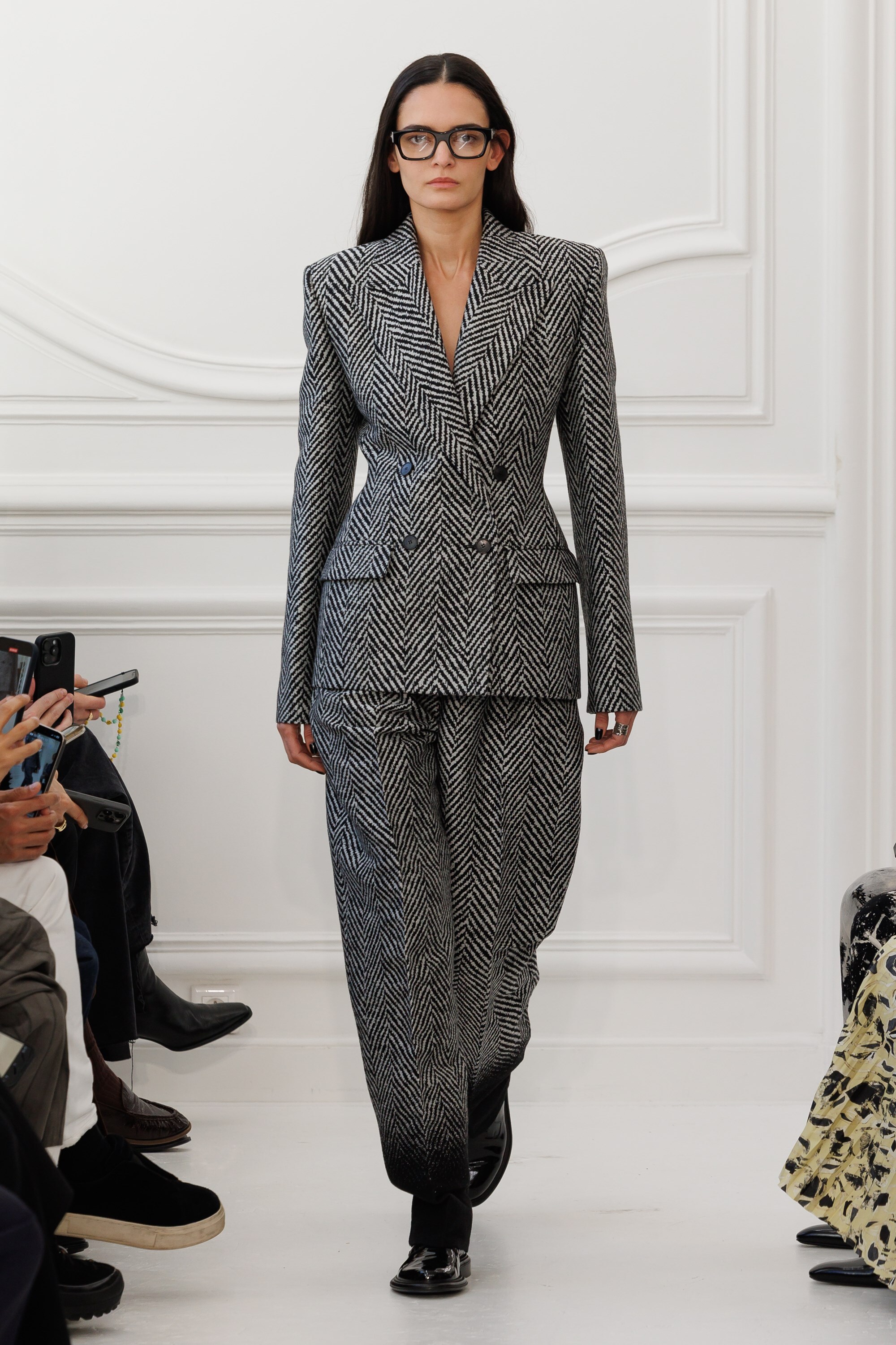 Givenchy_Womenswear_AW25_Look_10