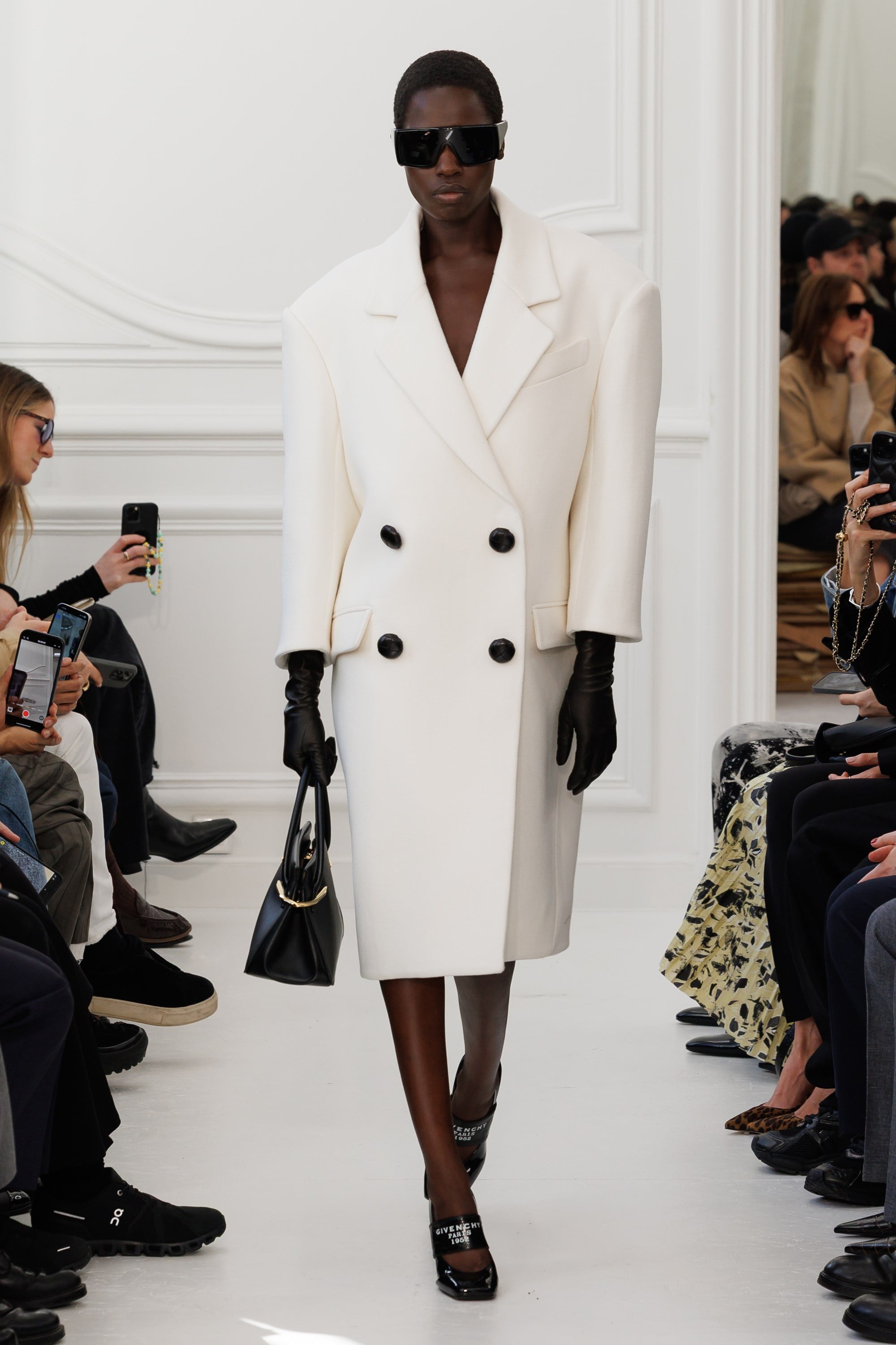 Givenchy_Womenswear_AW25_Look_13