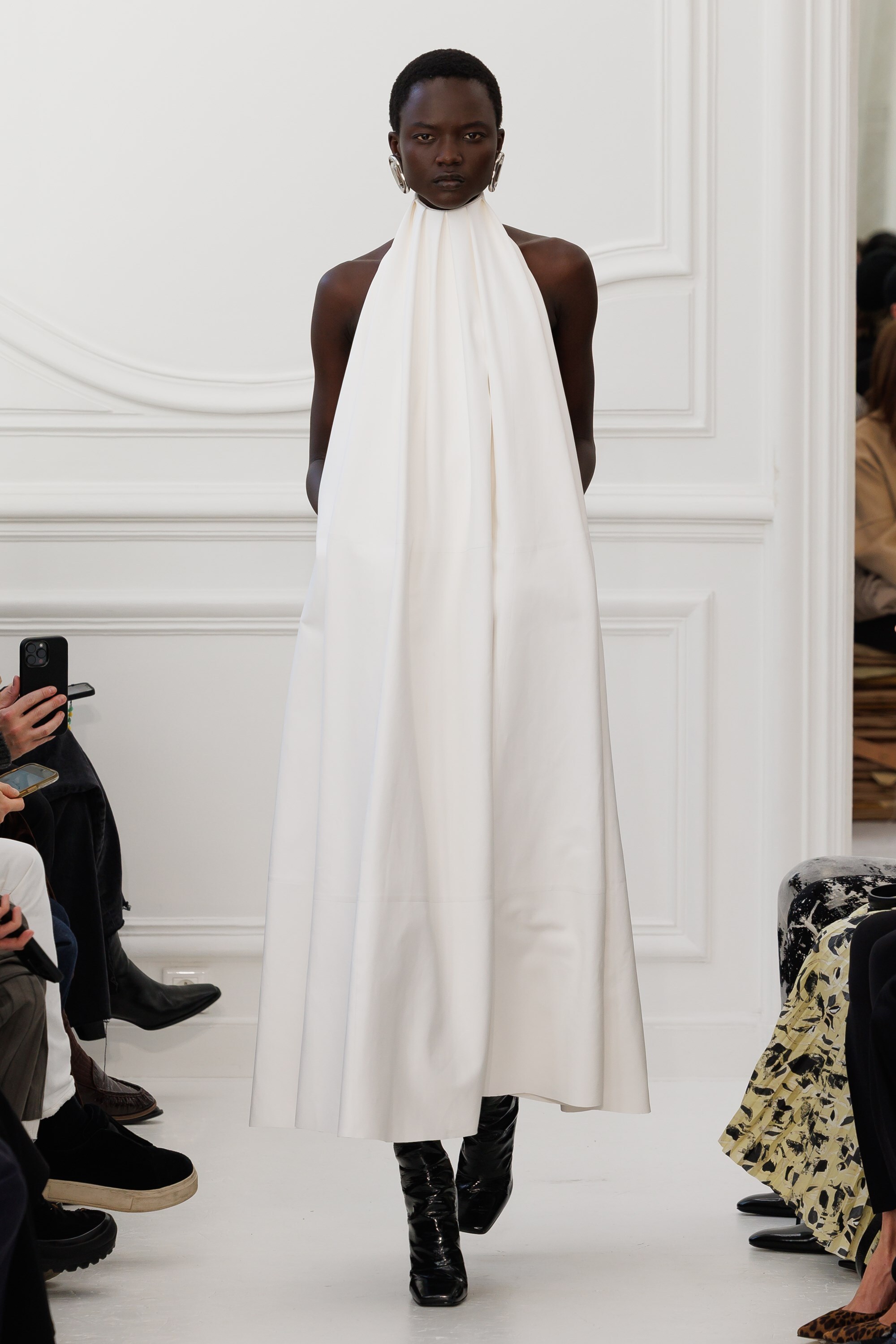 Givenchy_Womenswear_AW25_Look_19