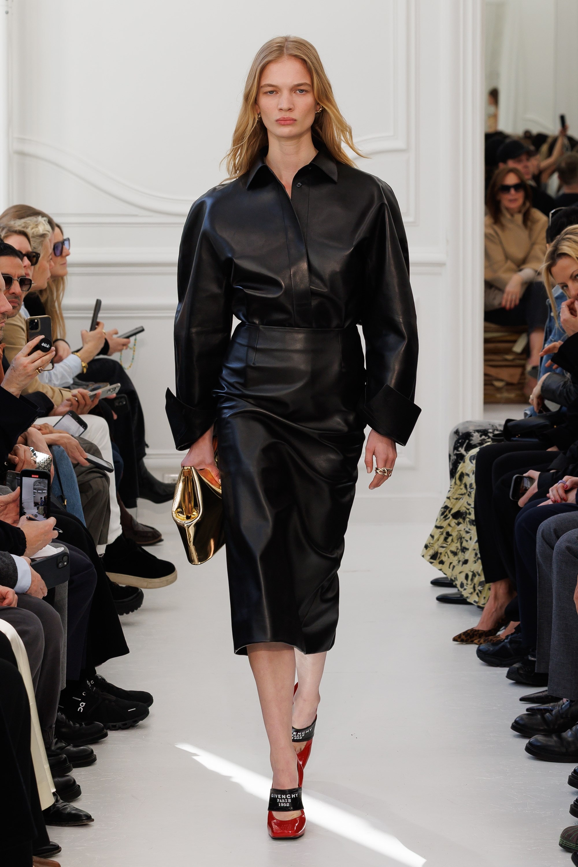 Givenchy_Womenswear_AW25_Look_28