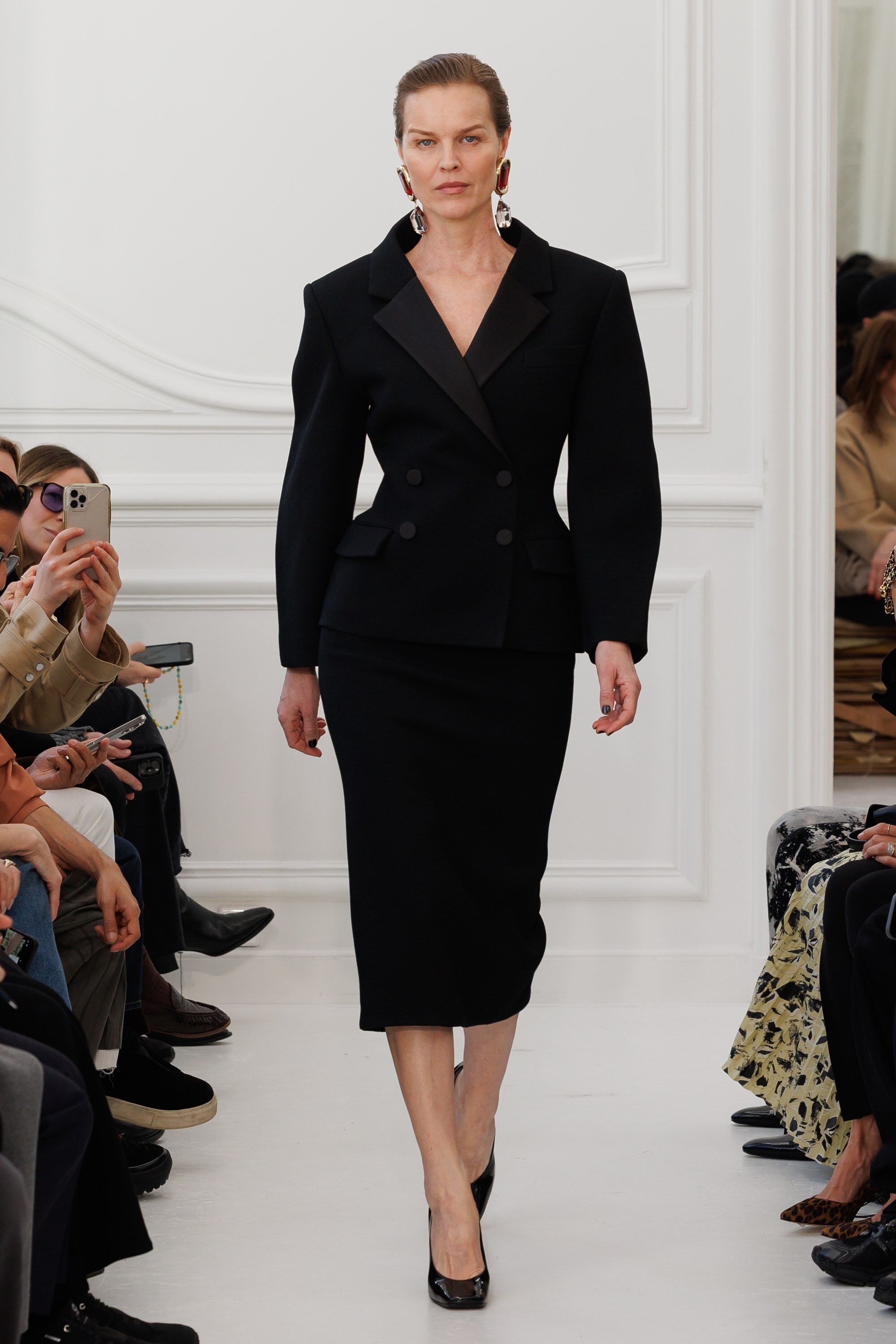 Givenchy_Womenswear_AW25_Look_42