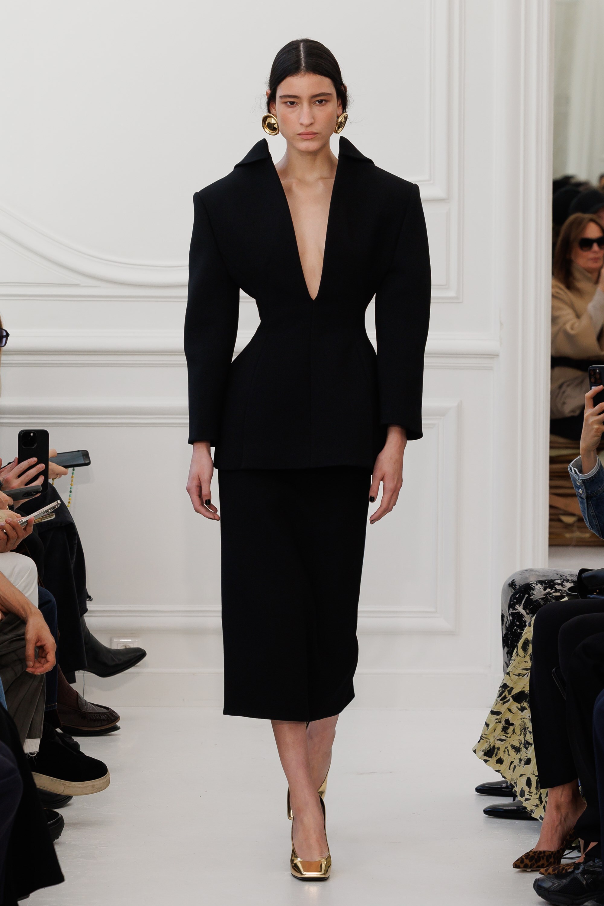 Givenchy_Womenswear_AW25_Look_44