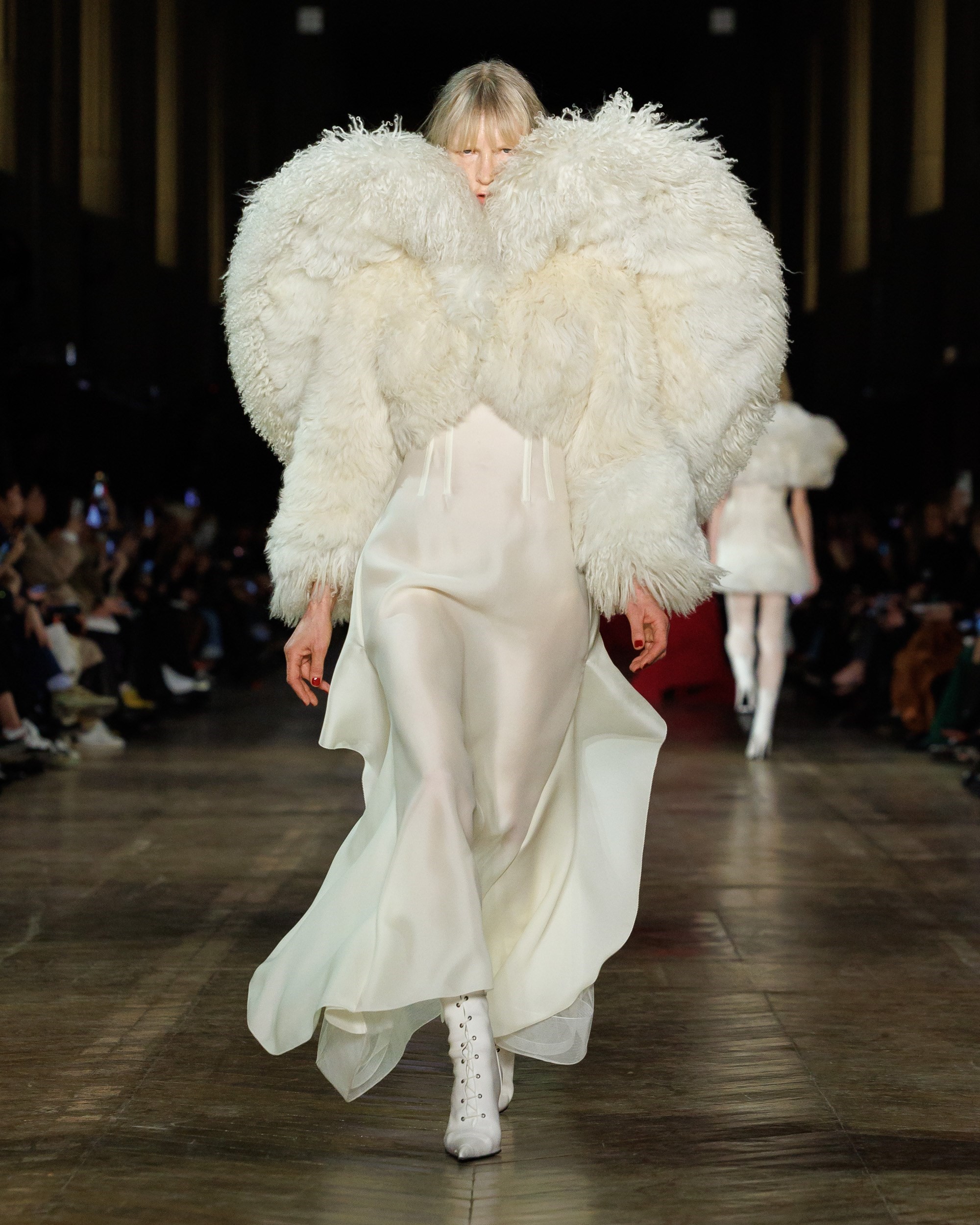 McQueen_AW25_Look_17