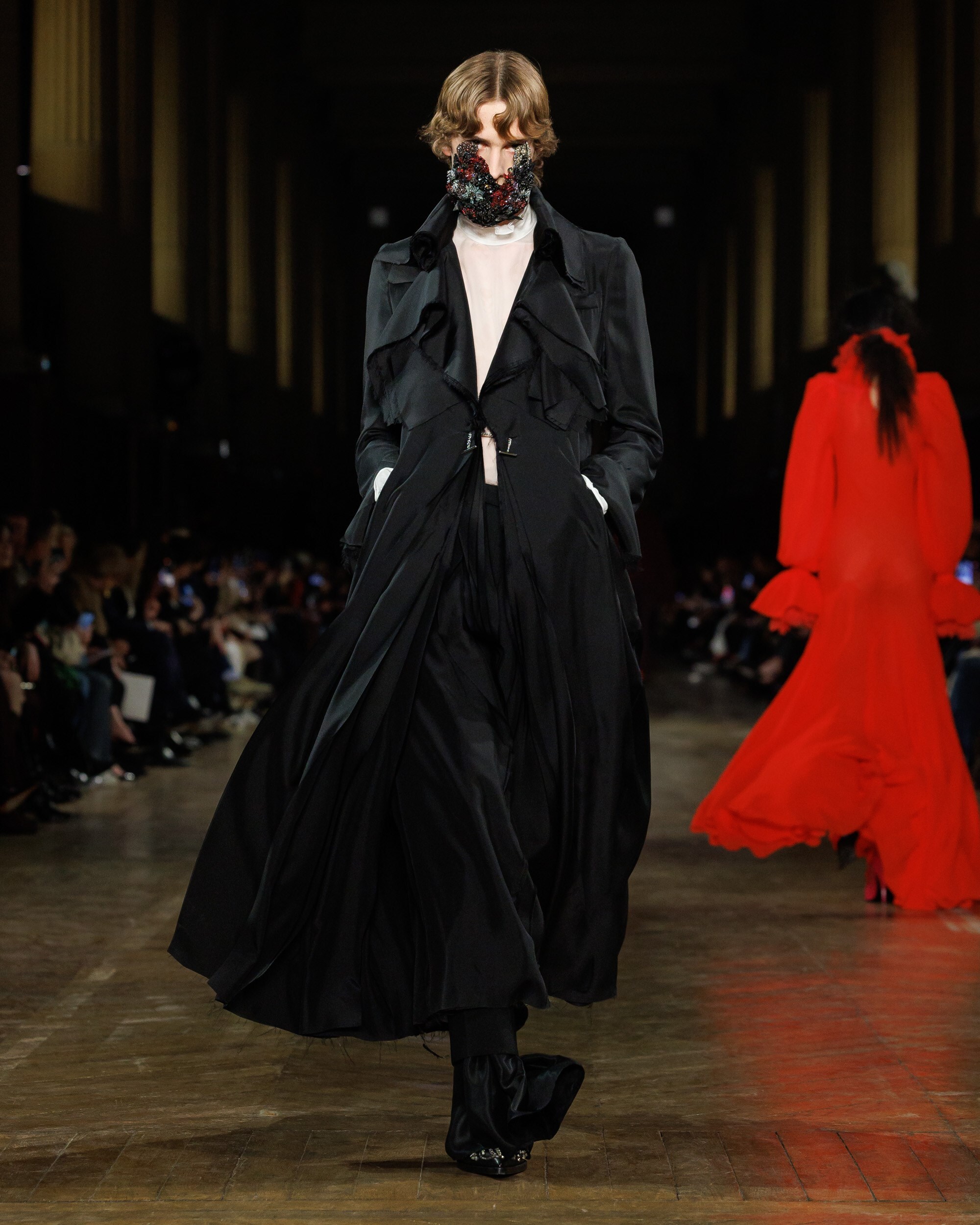 McQueen_AW25_Look_32