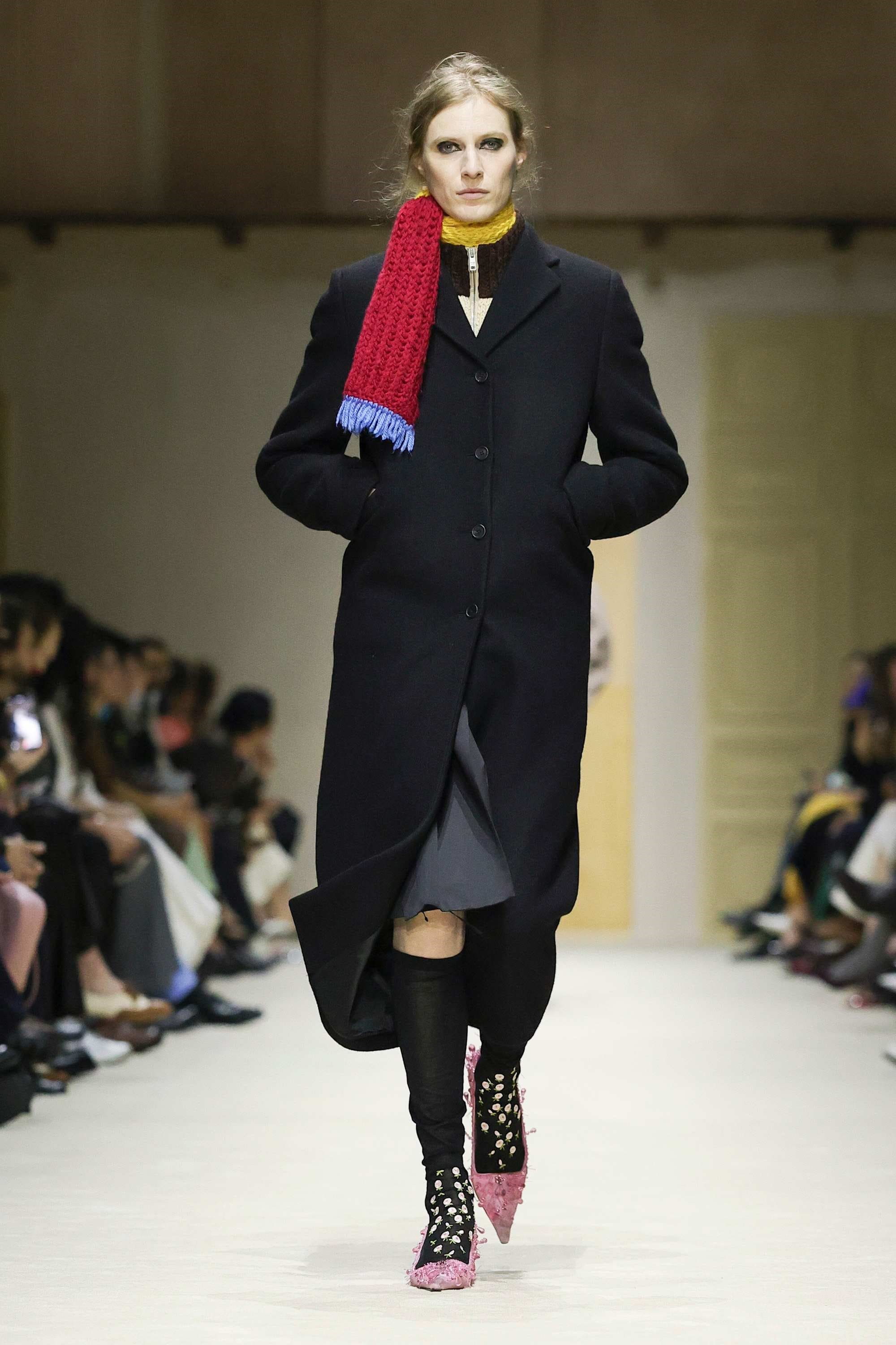 【 新品 】PRADA CATWALK Inside Prada: 15 Women, 60 Looks, Infinite Possibilities | AnOther