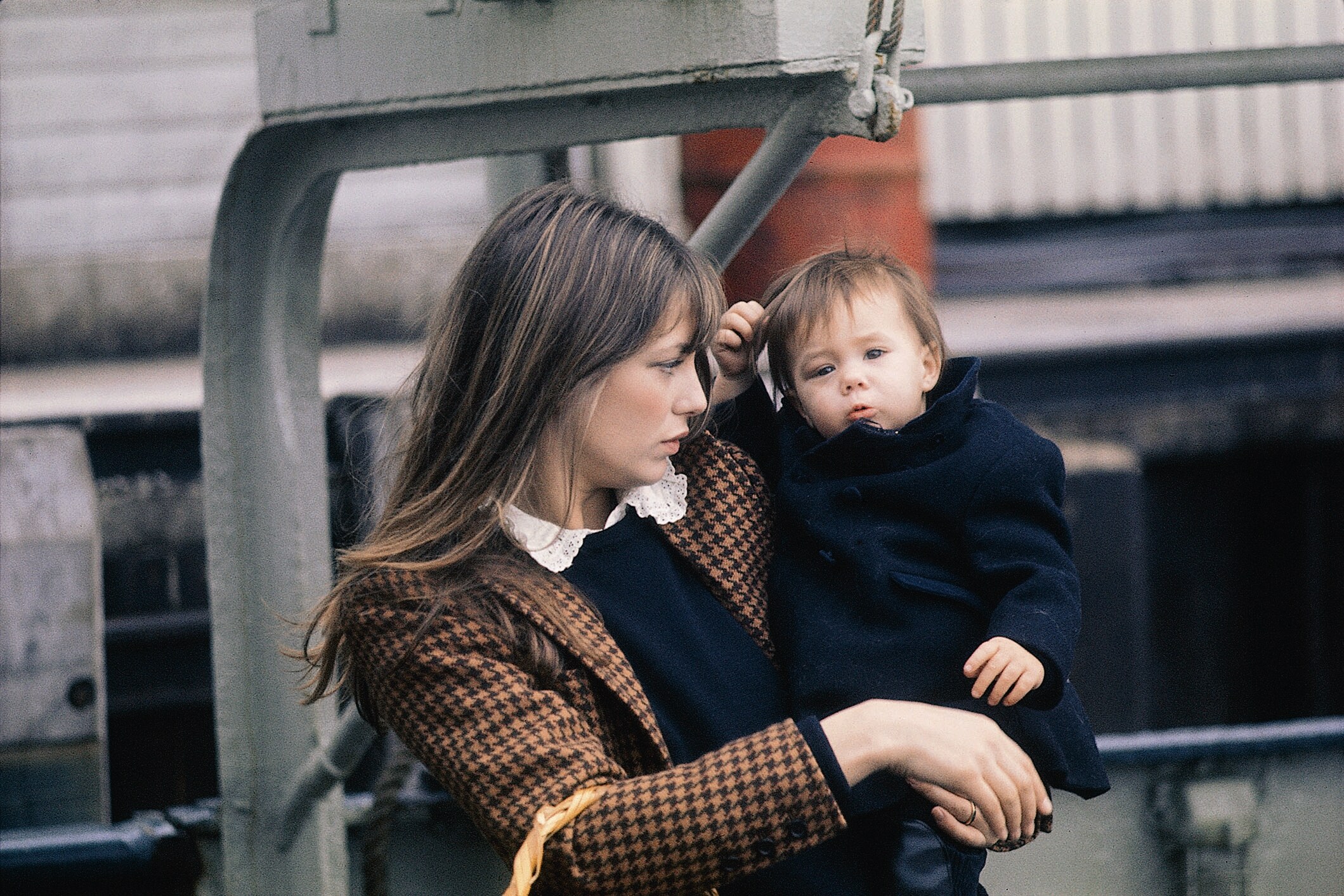 Jane and Charlotte Gainsbourg on Compton Beach, 1971