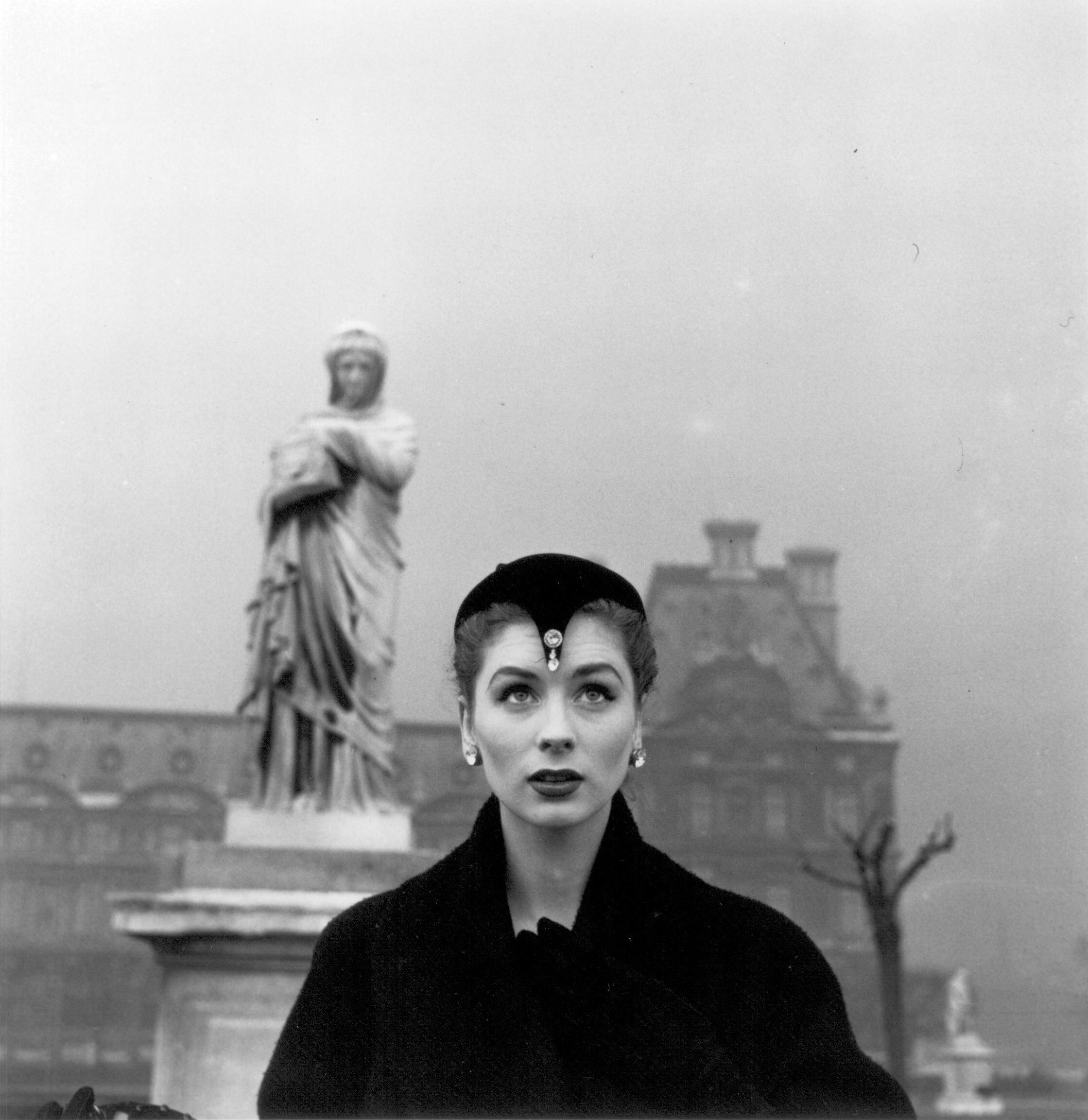 Suzy Parker in Dior Hat_ Tuileries_ Paris_ 1950. P