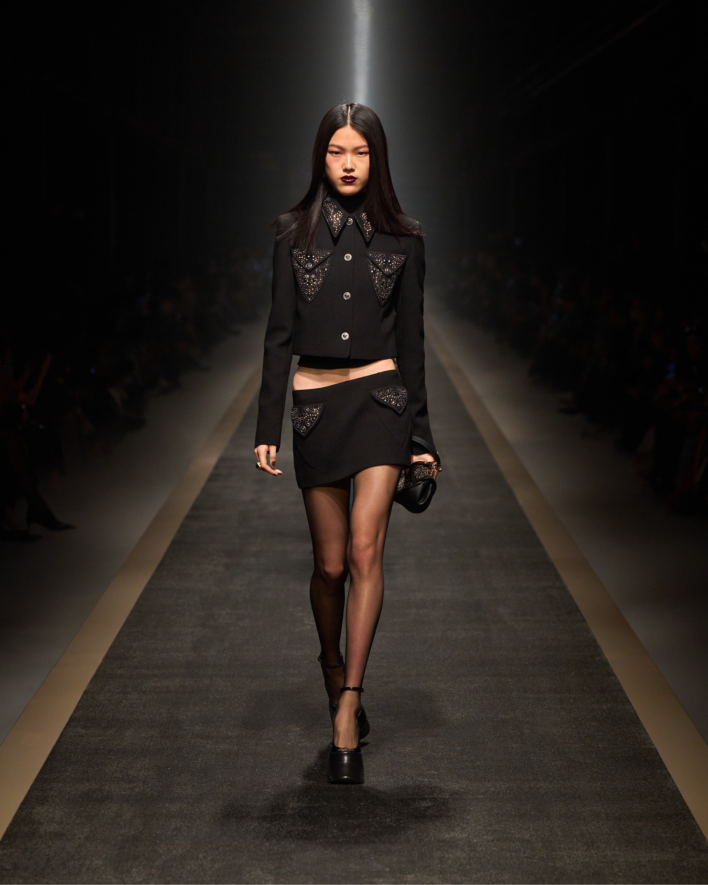 VERSACE FALL-WINTER 2025 - Look (18)