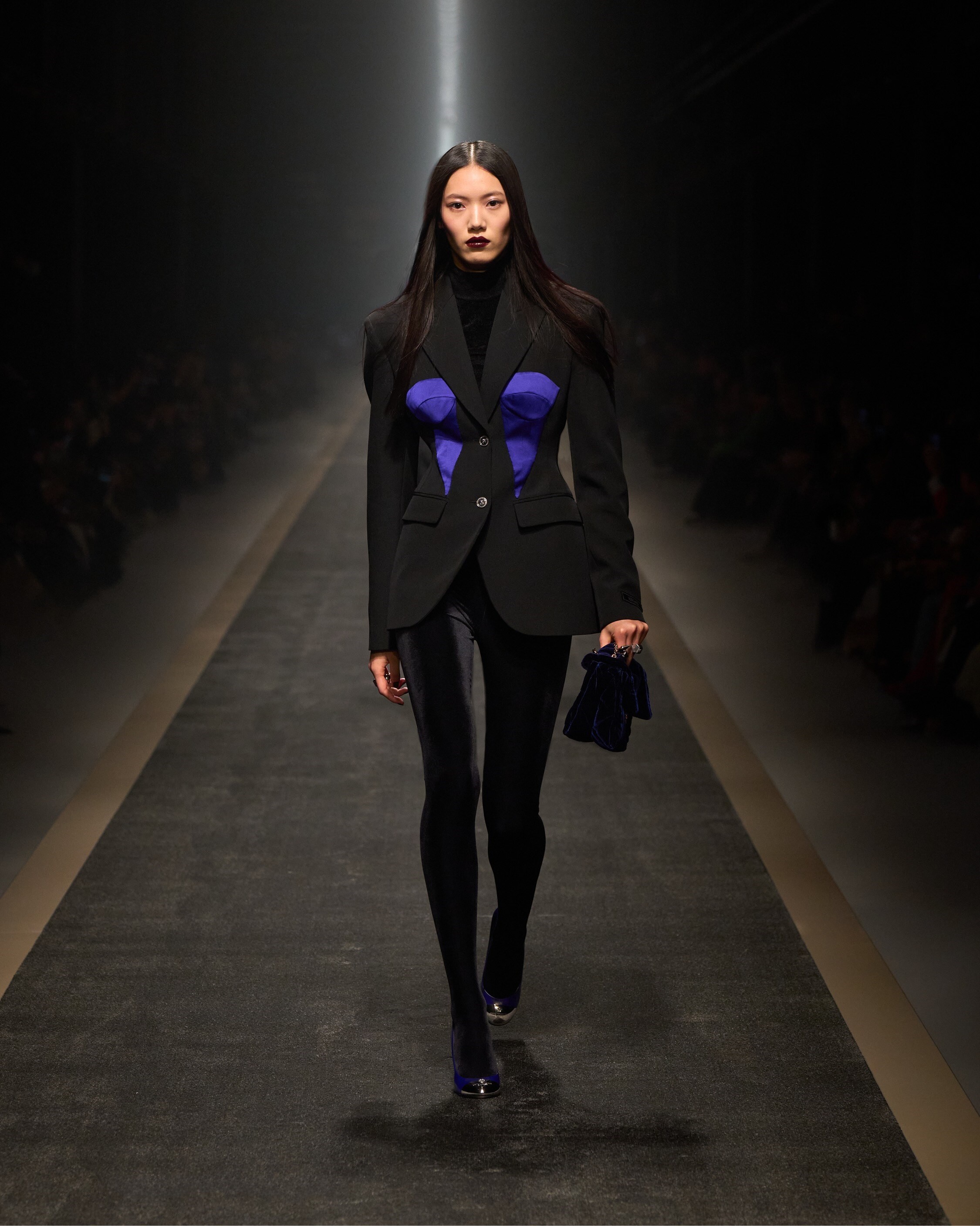 VERSACE FALL-WINTER 2025 - Look (28)