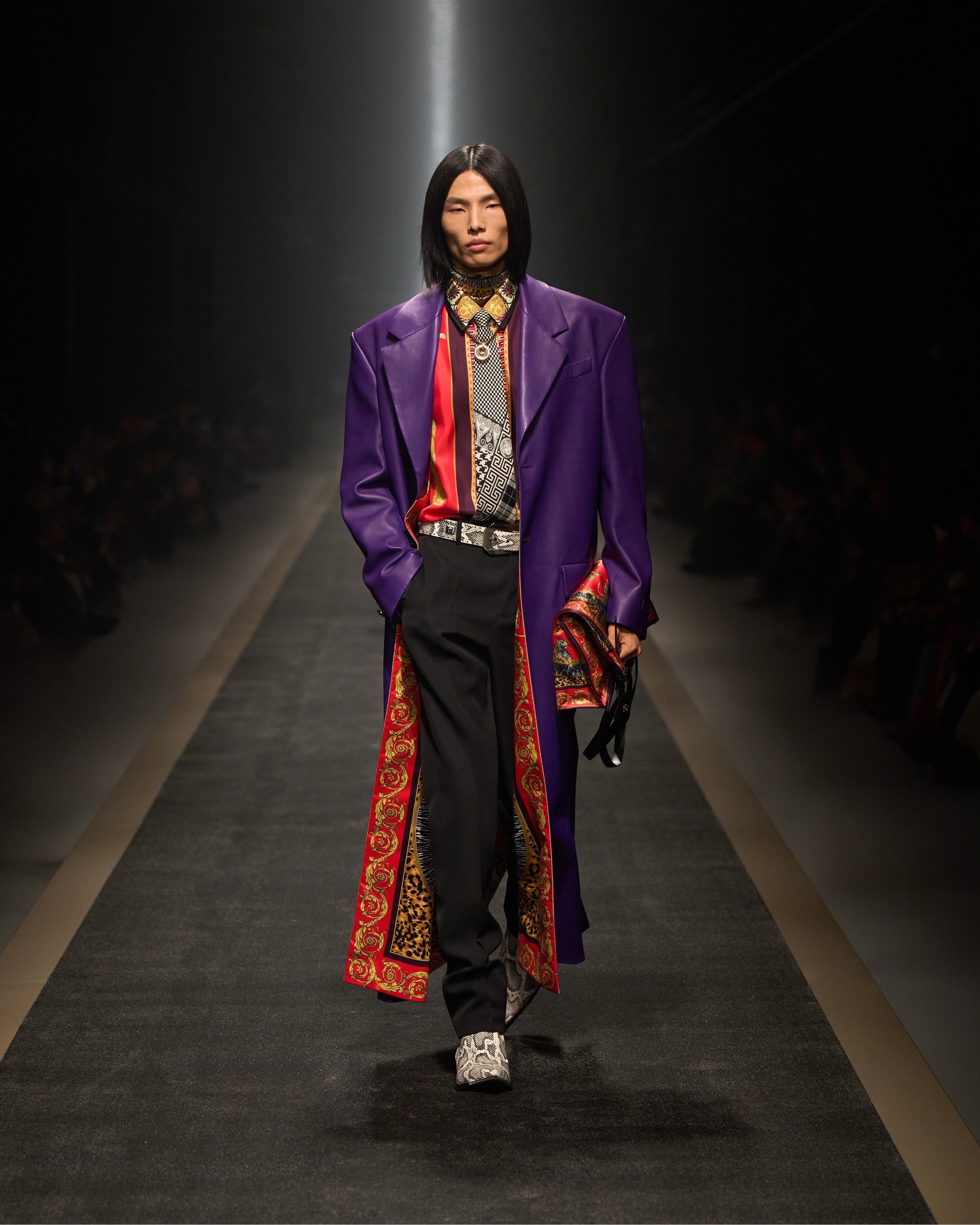 VERSACE FALL-WINTER 2025 - Look (29)