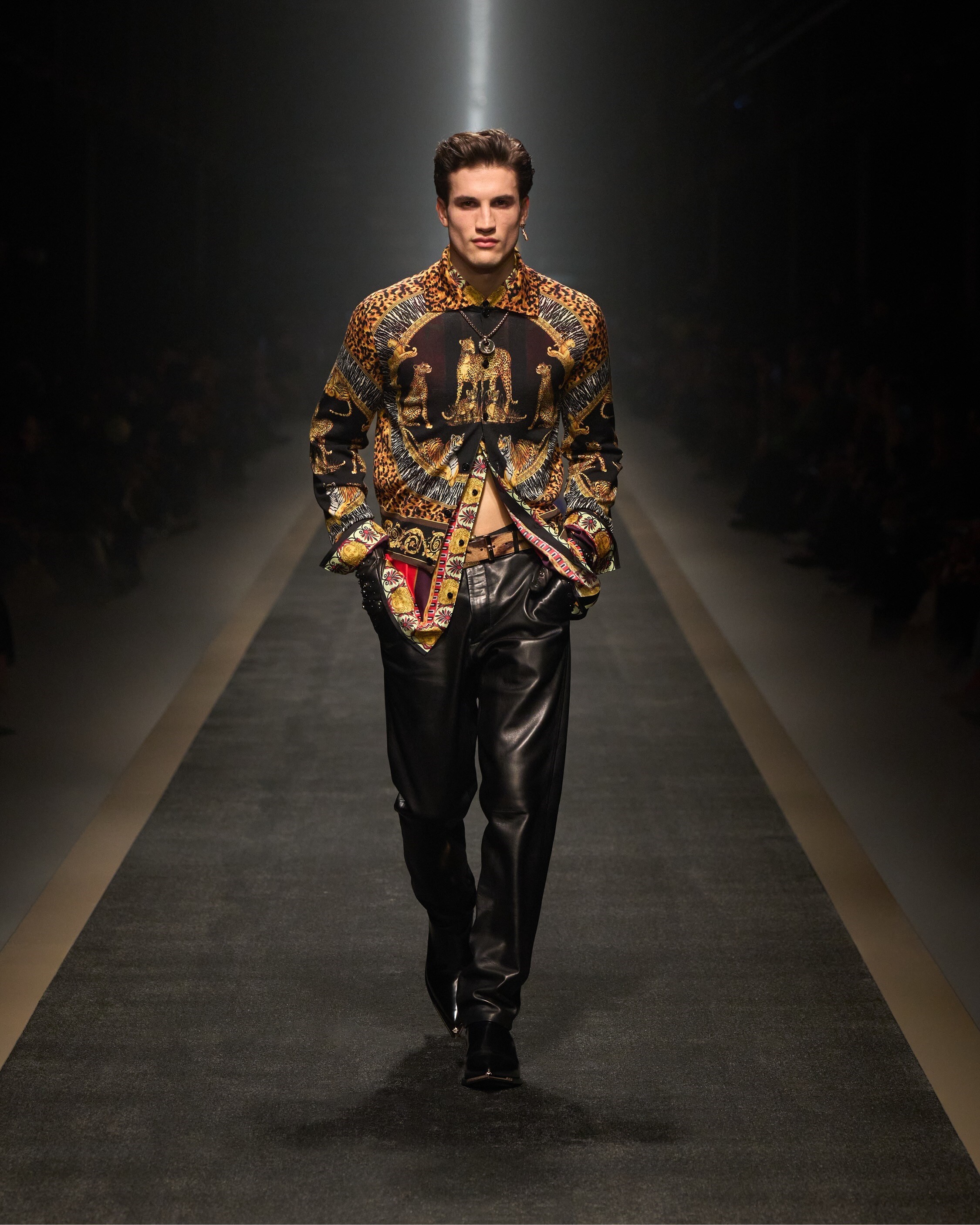 VERSACE FALL-WINTER 2025 - Look (33)