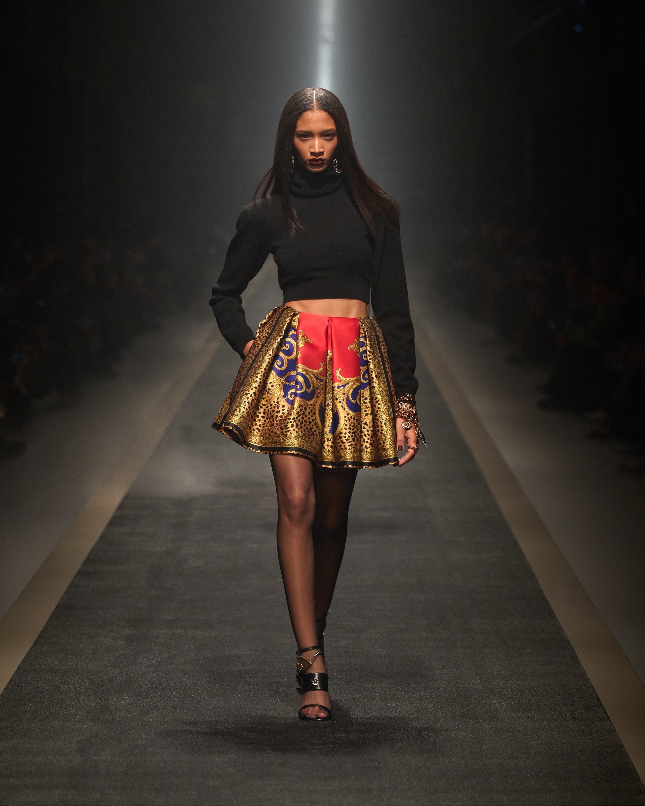 VERSACE FALL-WINTER 2025 - Look (35)