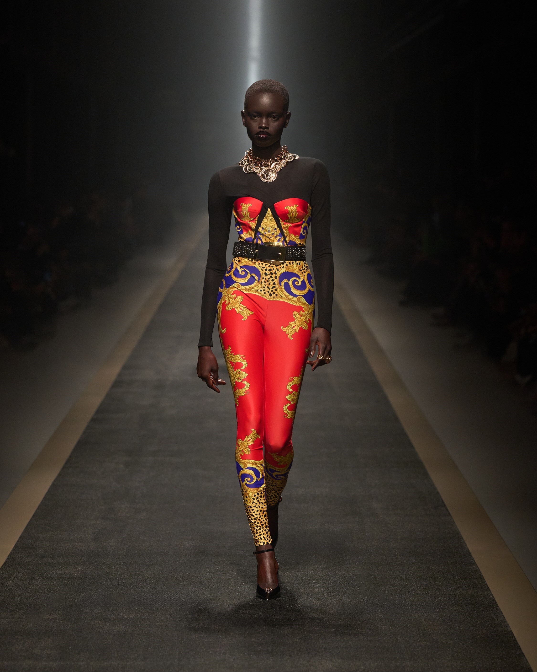 VERSACE FALL-WINTER 2025 - Look (36)