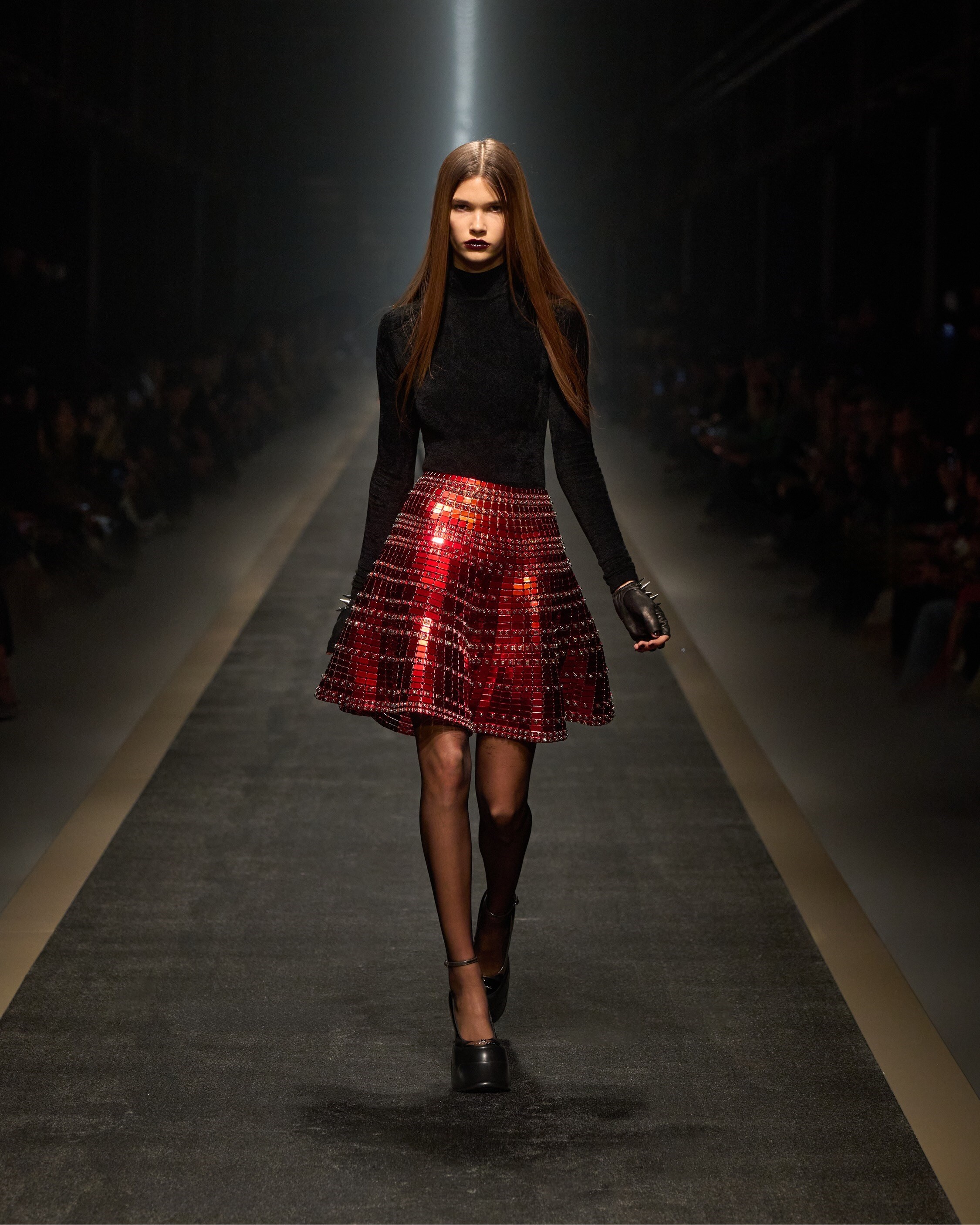 VERSACE FALL-WINTER 2025 - Look (53)