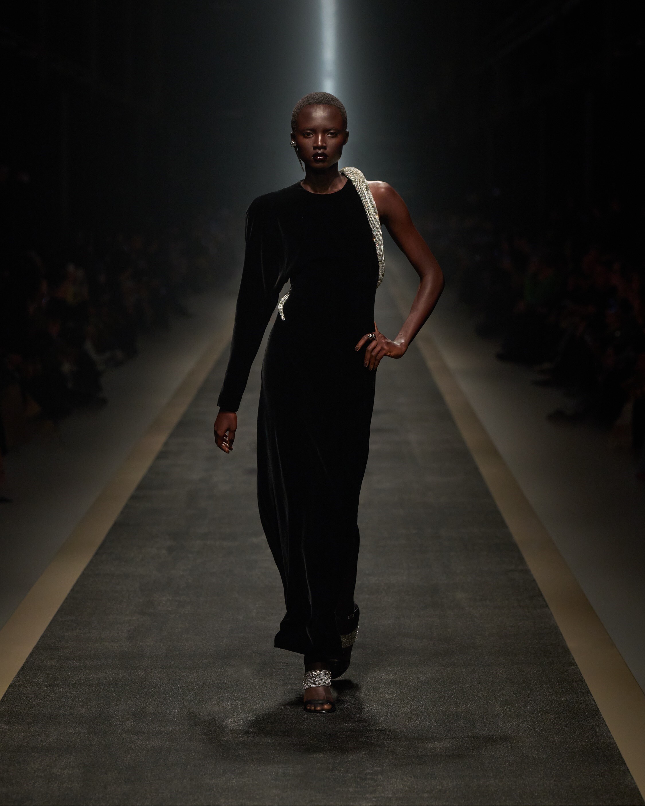 VERSACE FALL-WINTER 2025 - Look (62)