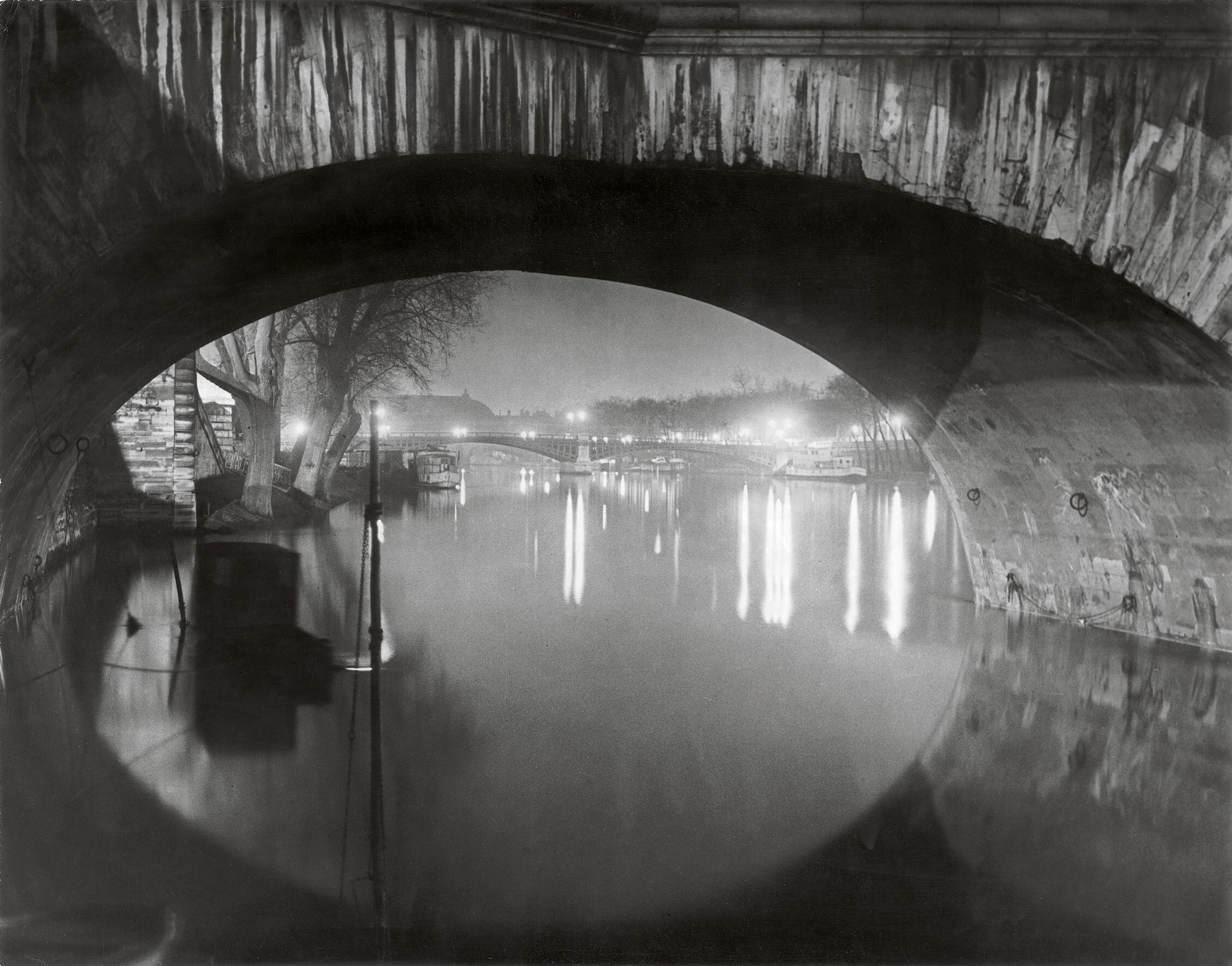 View through the pont Royal toward the pont Solfer