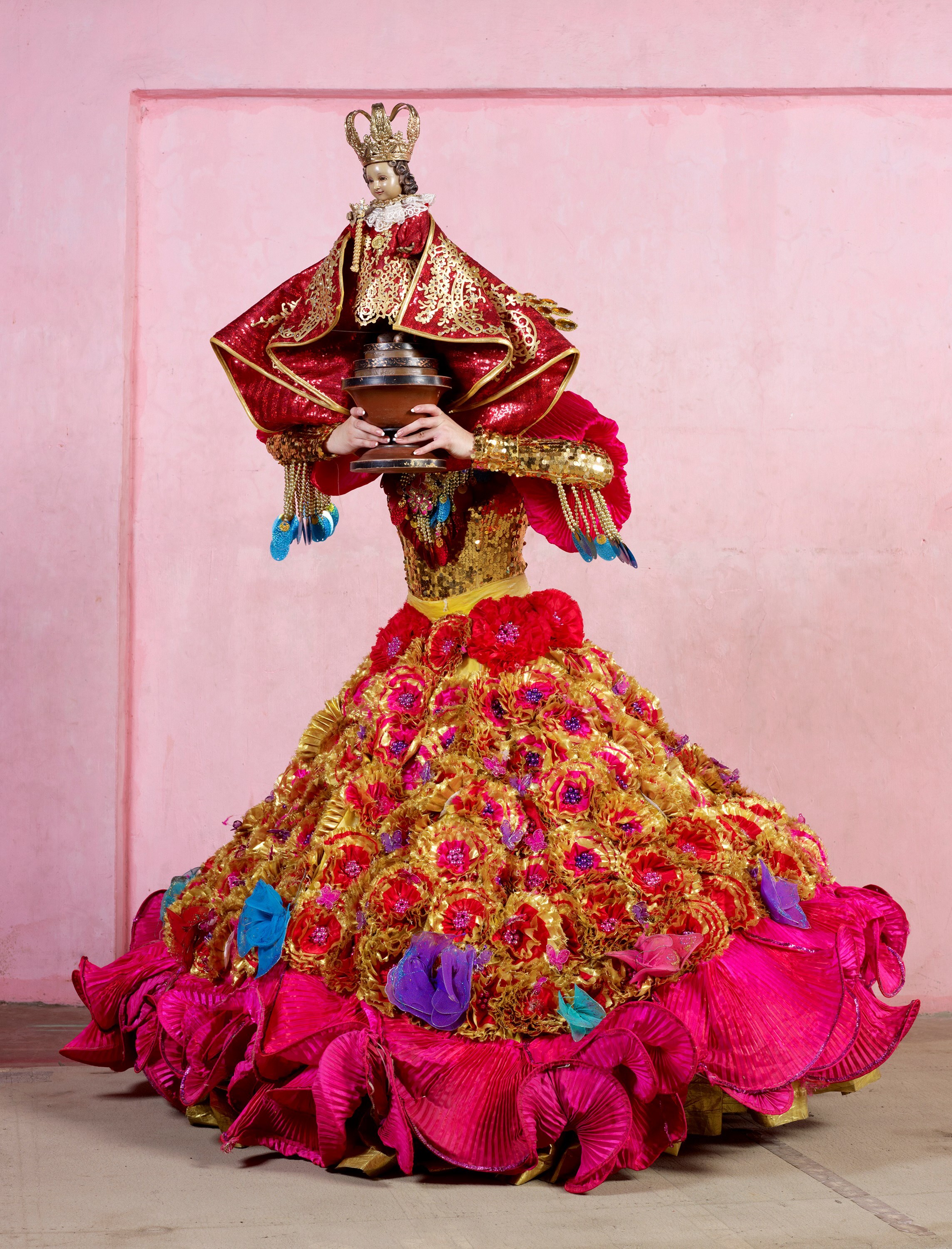 Queens of Cebu, Philippine islands, 2011 - Photo b